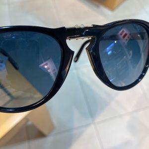 Meet your Posher, Oliver